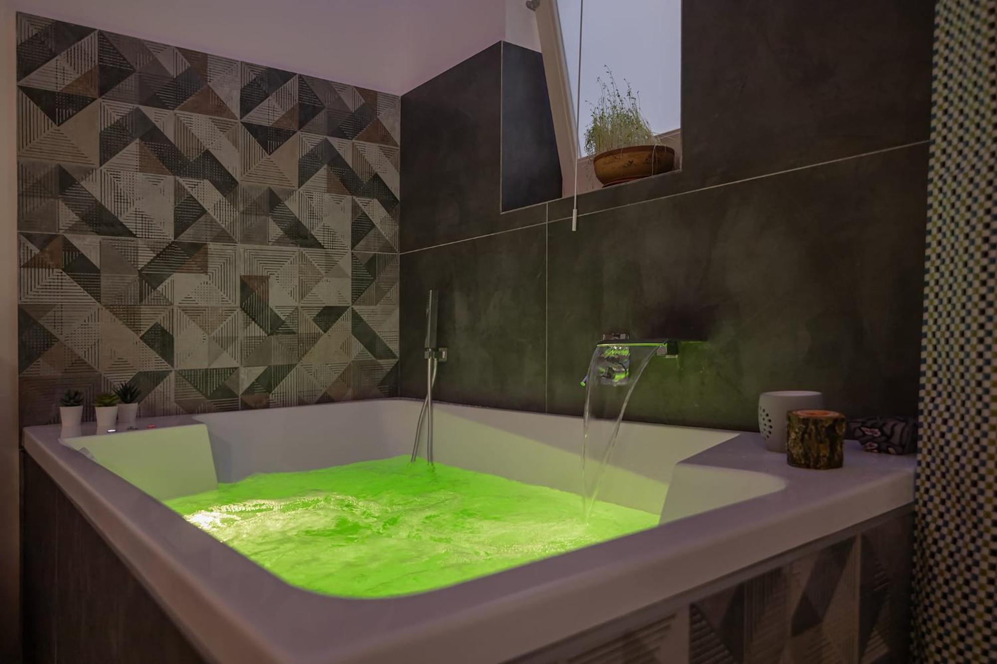 Essenza Suite Siracusa Con Jacuzzi Privata سيراكوزا المظهر الخارجي الصورة