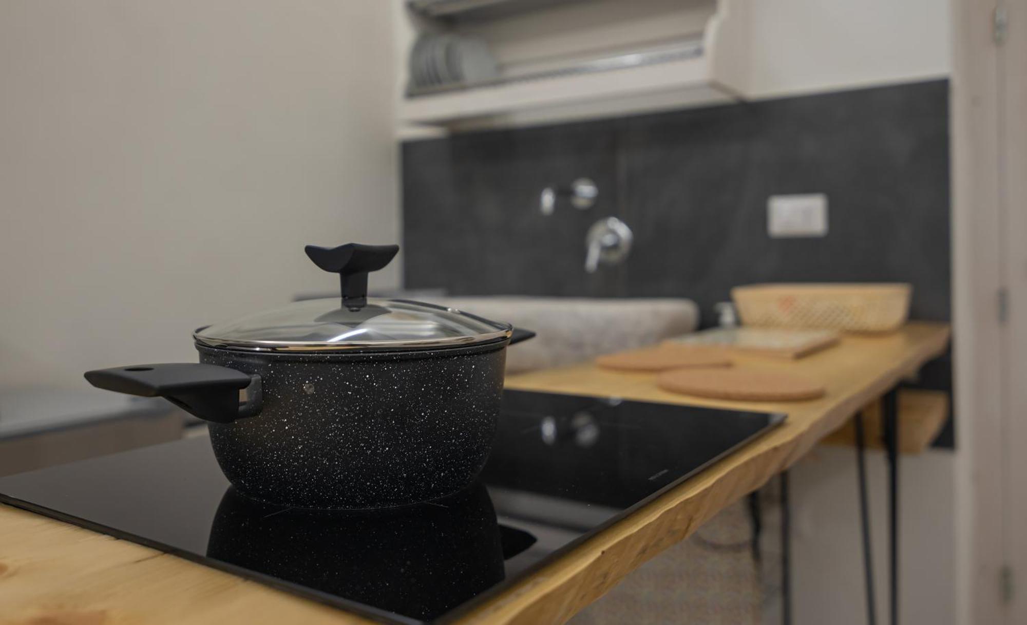 Essenza Suite Siracusa Con Jacuzzi Privata سيراكوزا المظهر الخارجي الصورة